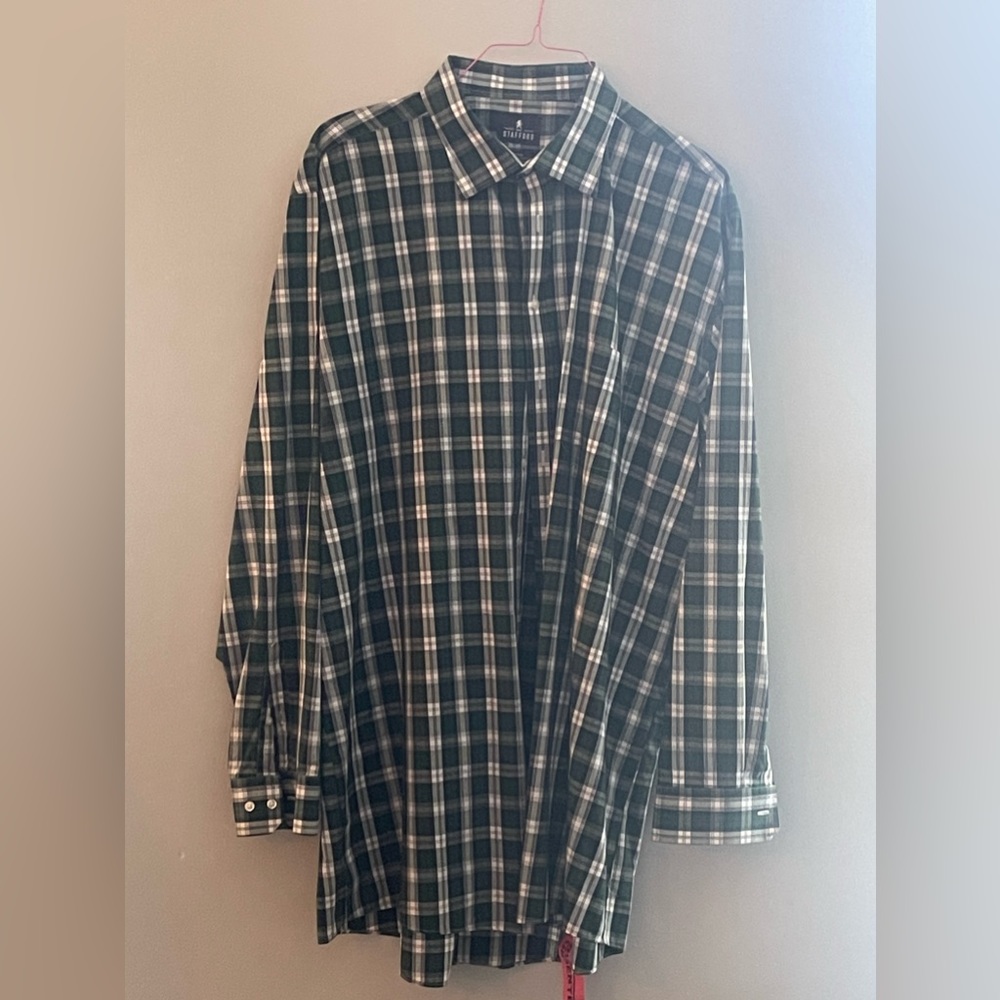 Men's long sleeve button down shirt